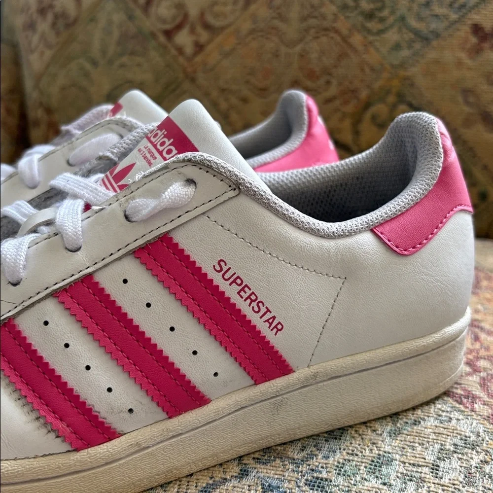 Adidas Superstar White Barbie Pink Stripes Sneakers Leather Shell Toe Women’s 6 - Picture 3 of 12